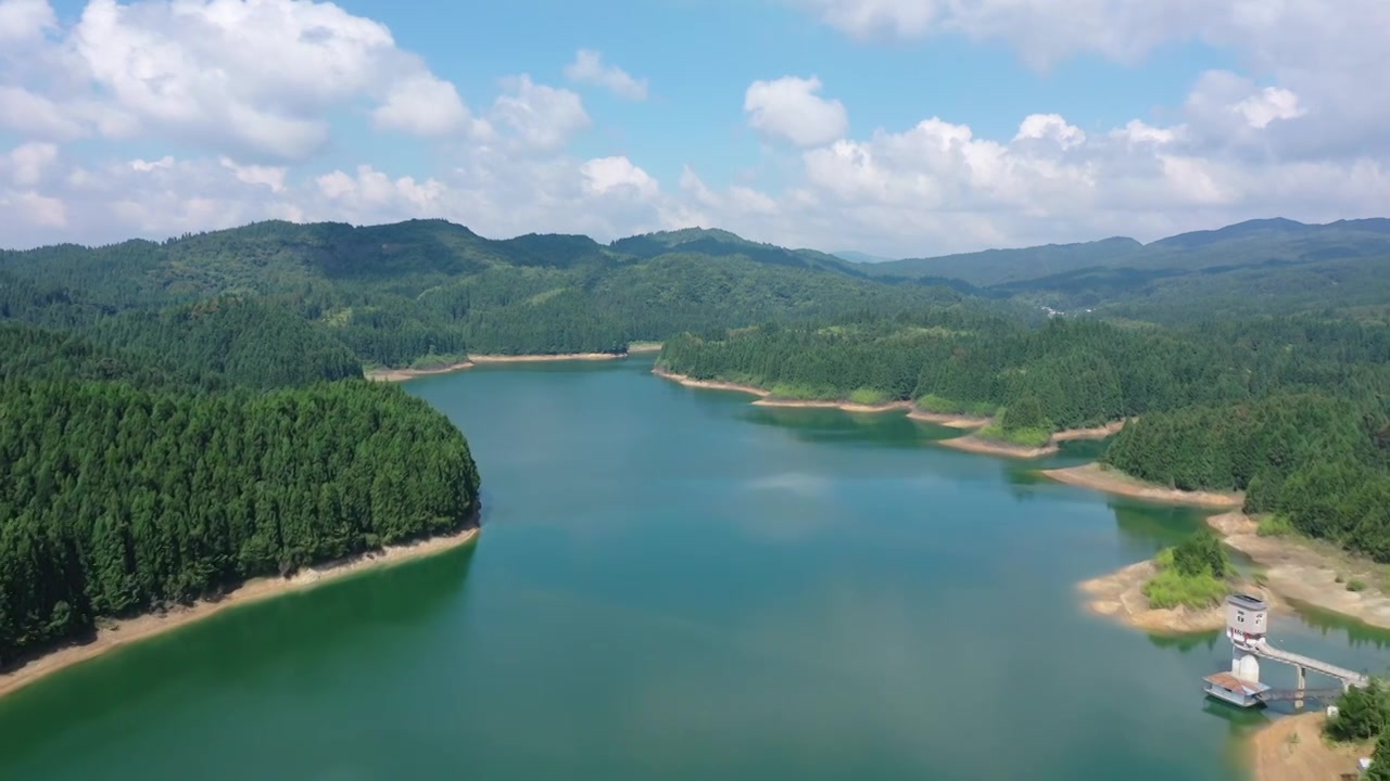 湖北利川福宝山水库夏季风光视频下载