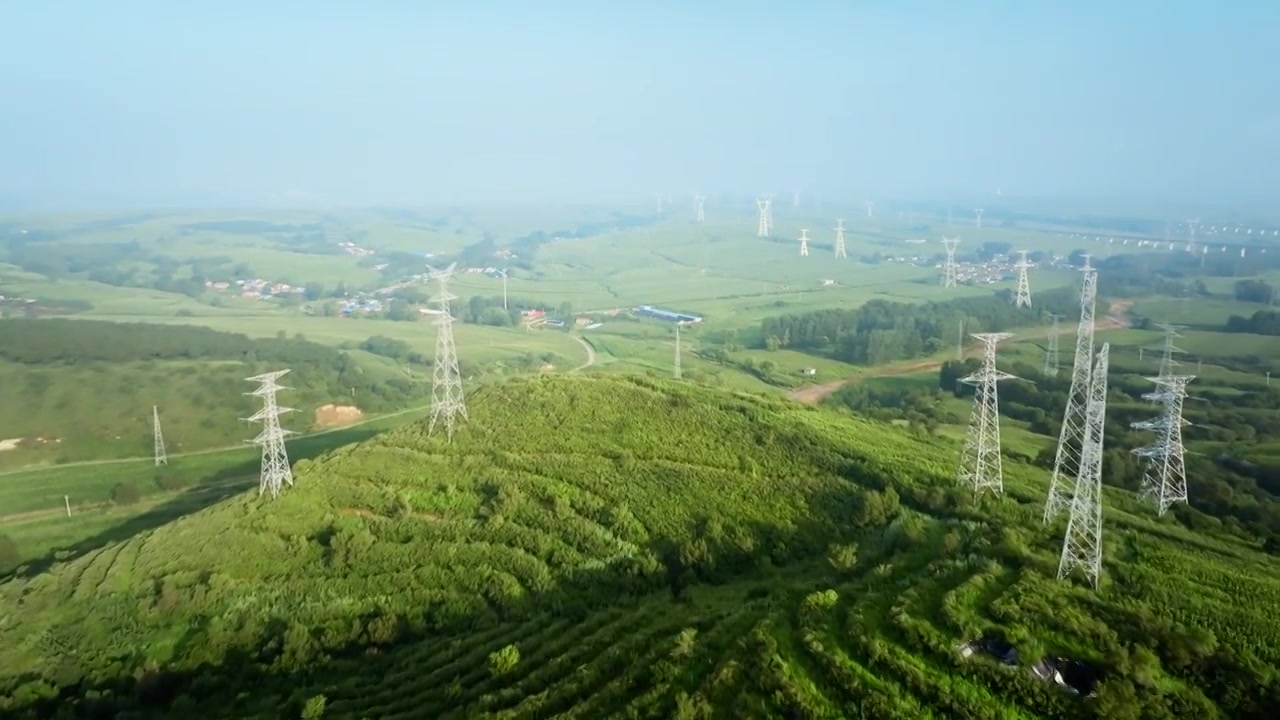 辽宁省阜新市阜新县沙拉镇哈桃村夏日风光（航拍）视频素材