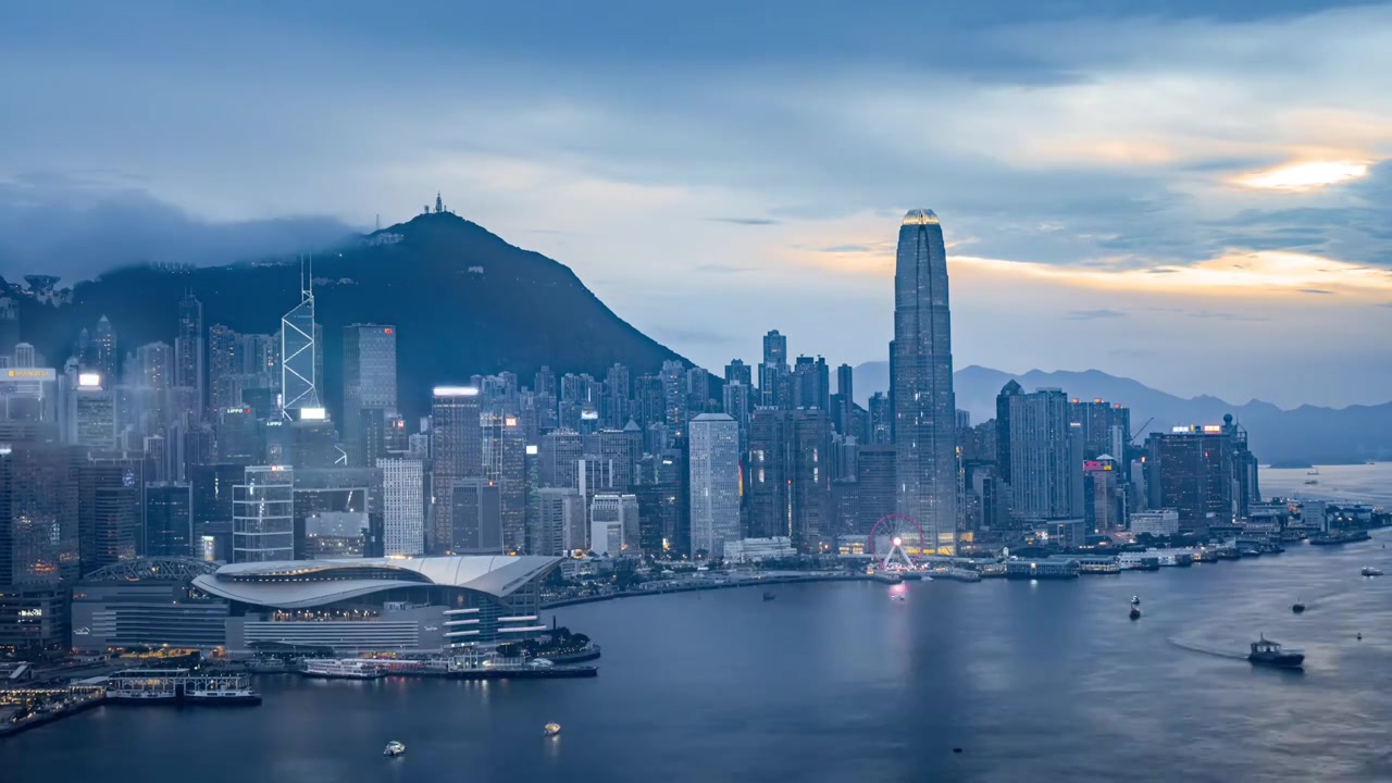 香港维多利亚港CBD中环日落高空延时视频素材