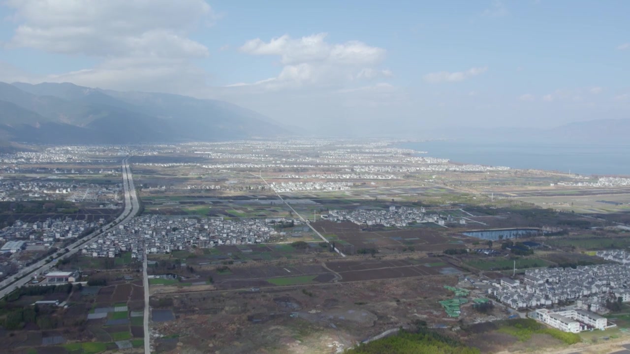 云南大理苍山航拍崇圣寺三塔视频下载