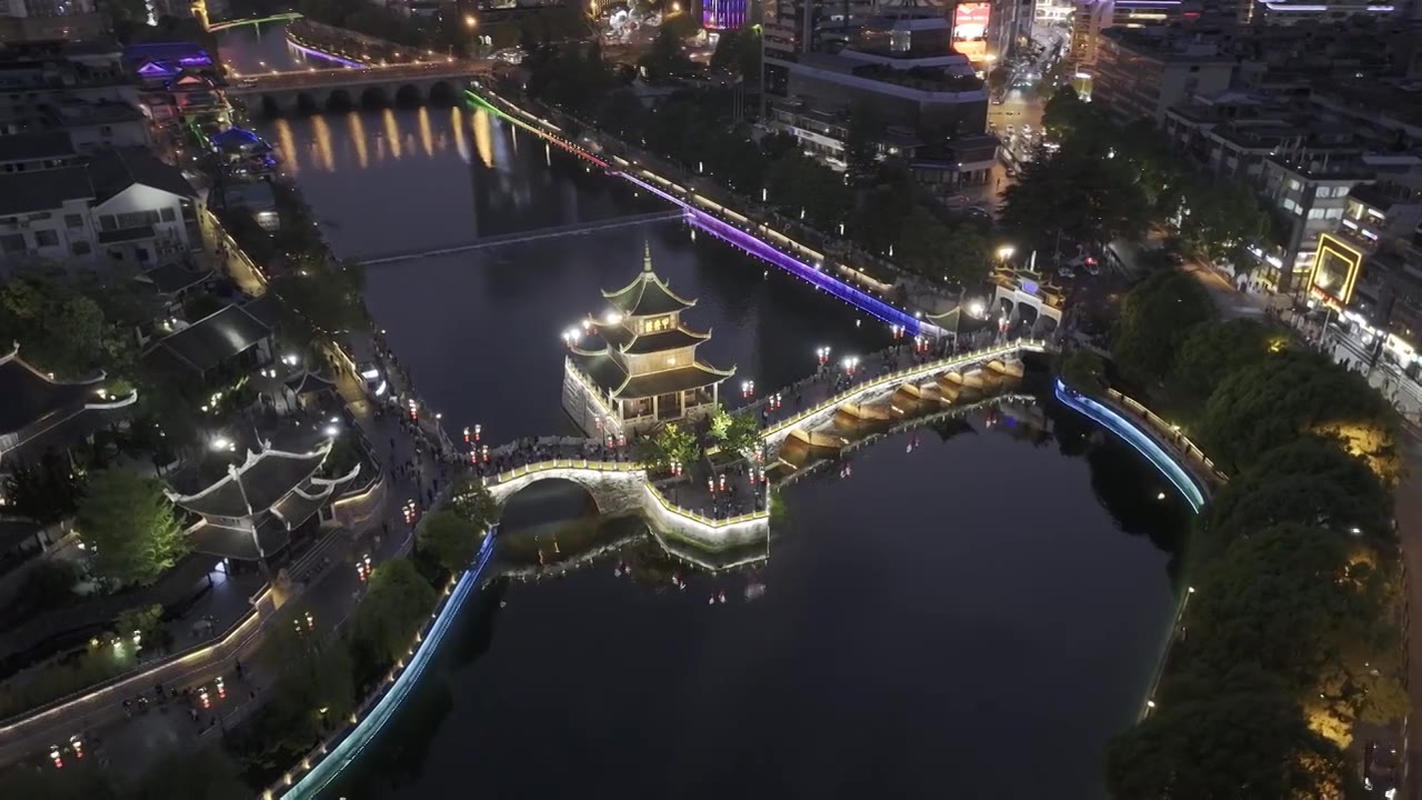 HDR贵阳甲秀楼城市地标建筑夜景风光航拍视频素材