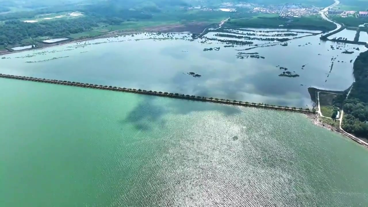 吉林松花湖夏季自然风光山水风景航拍视频素材