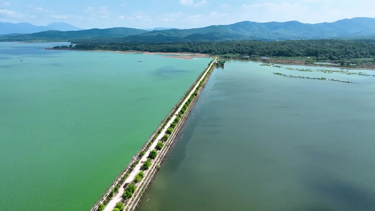 吉林松花湖夏季自然风光山水风景航拍视频素材