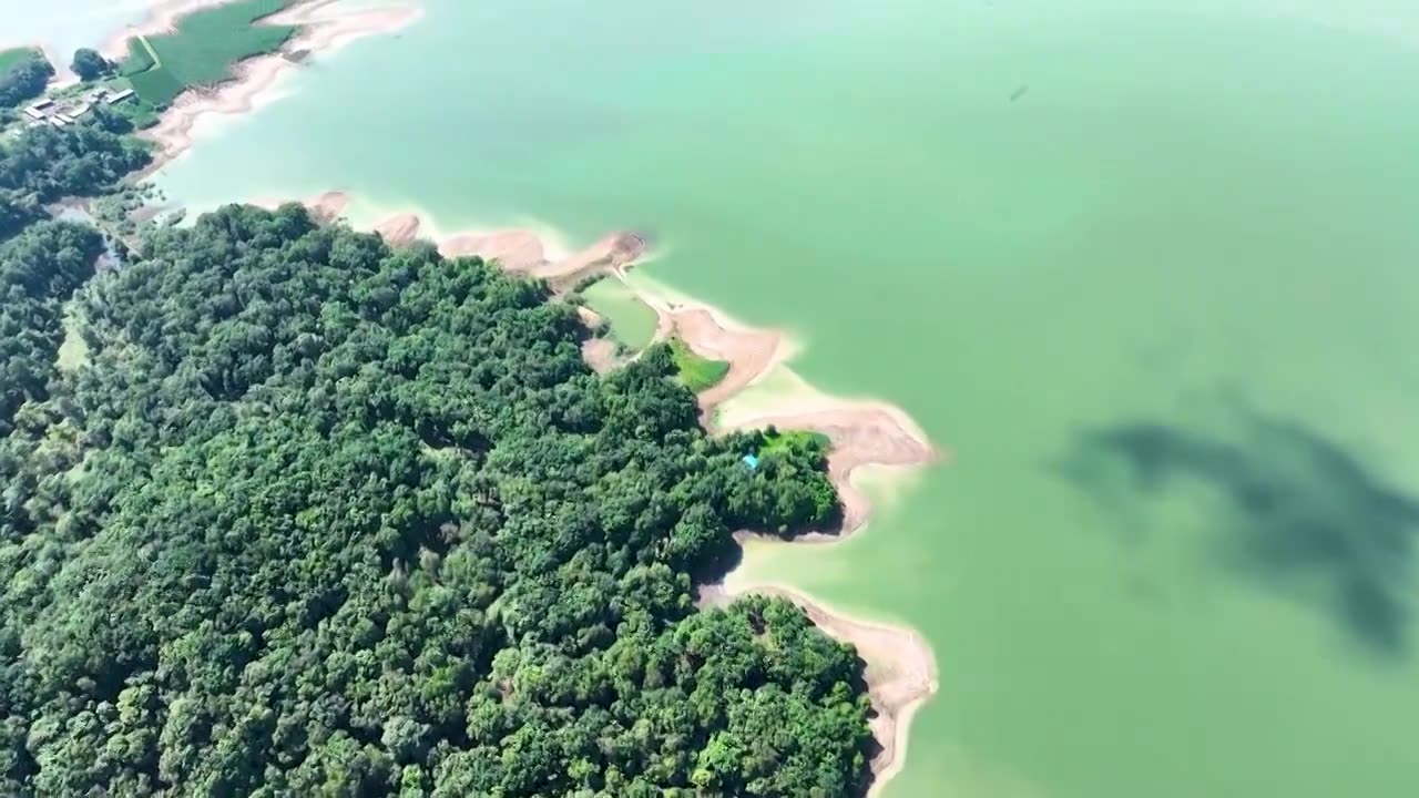 吉林松花湖夏季自然风光山水风景航拍视频素材