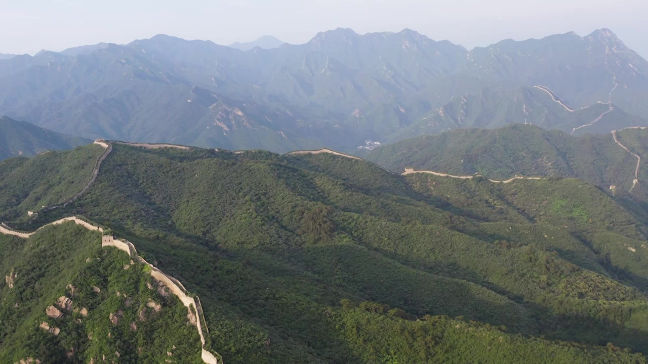 航拍黄花城水长城撞道口长城烽火台全景视频素材