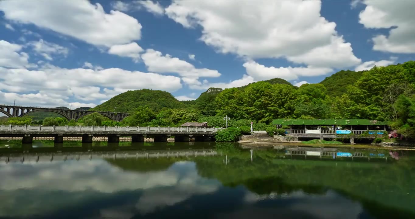 青山绿色延时  蓝天白云延时  棉花糖白云视频下载