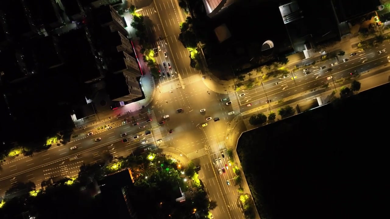 航拍街道十字路口夜景车流视频素材