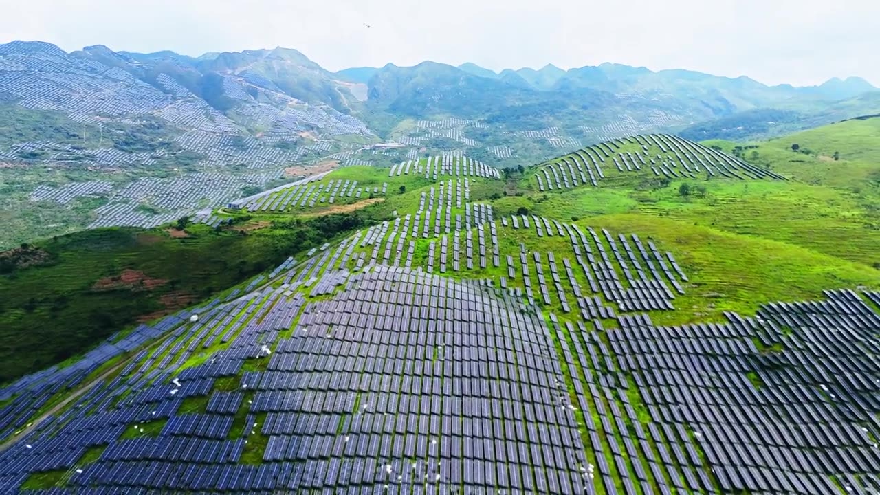 贵州山地光伏发电站视频下载