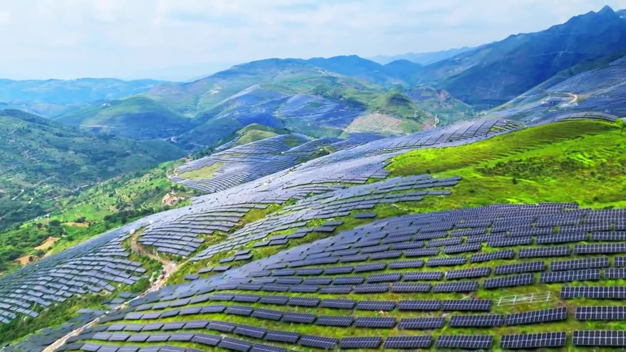 贵州山地光伏发电站视频下载