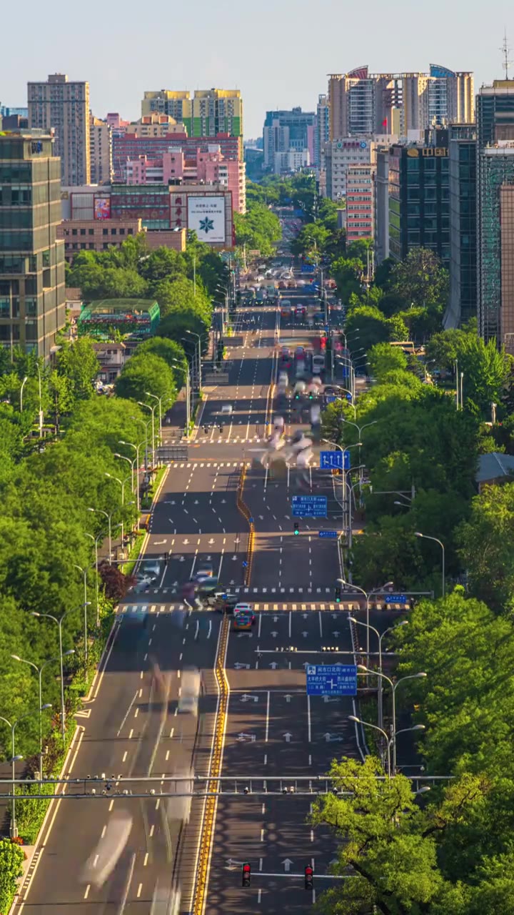 中国北京市西城区闹市口大街竖构图延时摄影视频素材