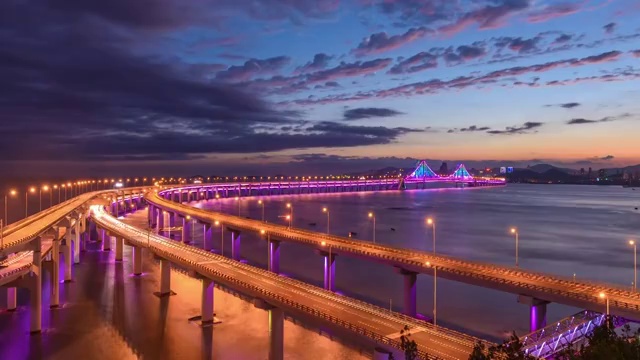 海上大桥晚霞夜景视频下载