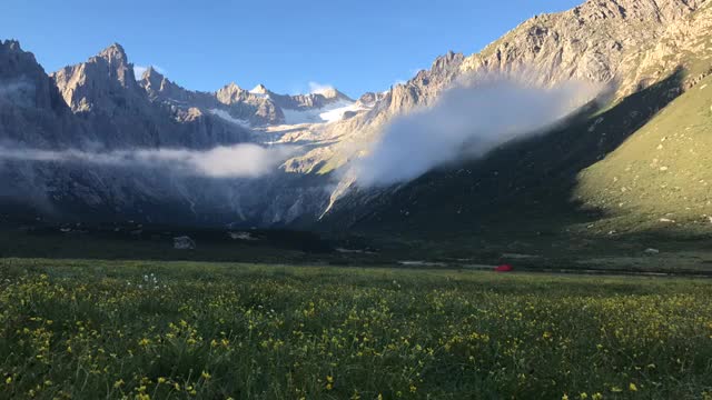 雪山云雾视频视频素材