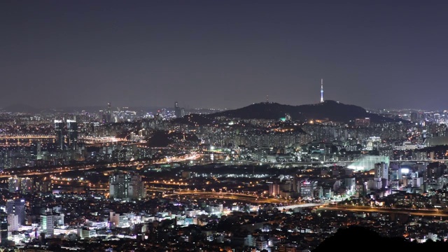 首尔和南山塔的夜景视频素材