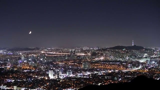 韩国Gwanaksan山的首尔夜景视频素材