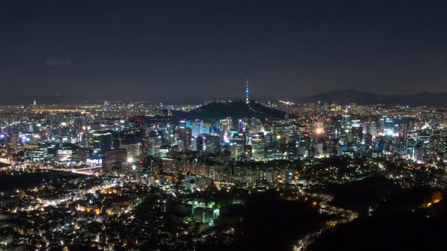 首尔英旺山的夜景视频素材