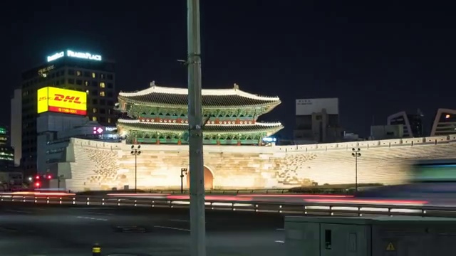 首尔的松溪门夜景视频素材