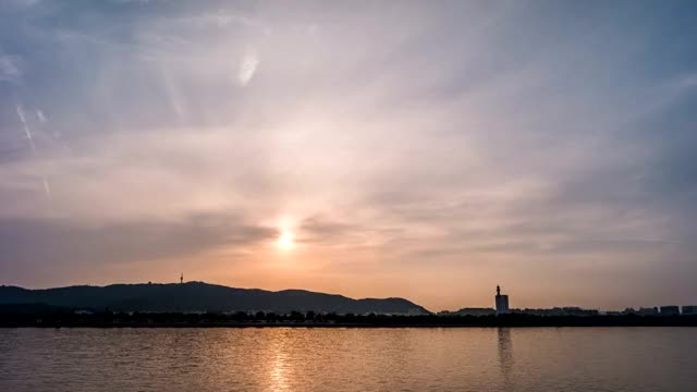 湖南长沙杜甫江阁湘江风光带岳麓山橘子洲日落日转夜延时视频素材