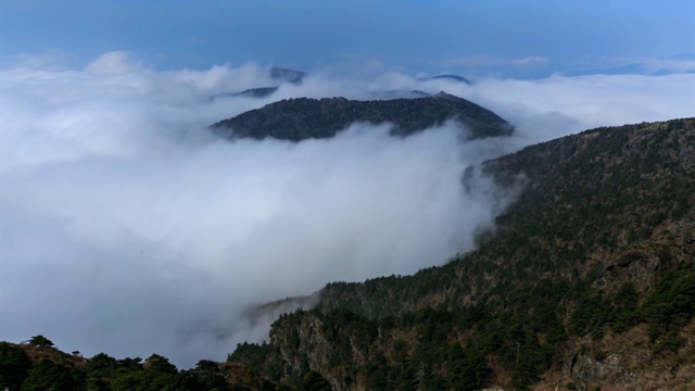 吉日三山的云海视频素材