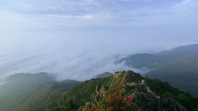 吉日三山的云海视频素材