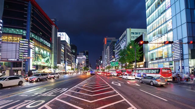 江南站前街道夜景视频素材