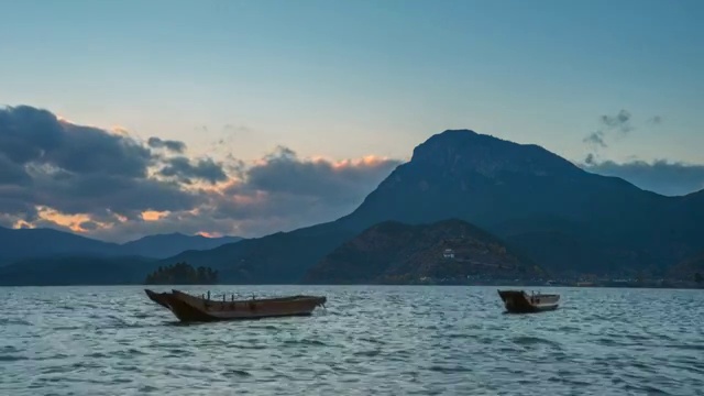 泸沽湖日落延时视频素材