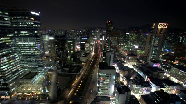 首尔清溪川的夜景视频素材