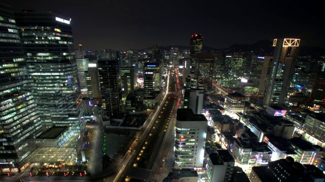 首尔清溪川的夜景视频素材