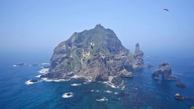 独岛(位于韩国东海岸)的海景视频素材