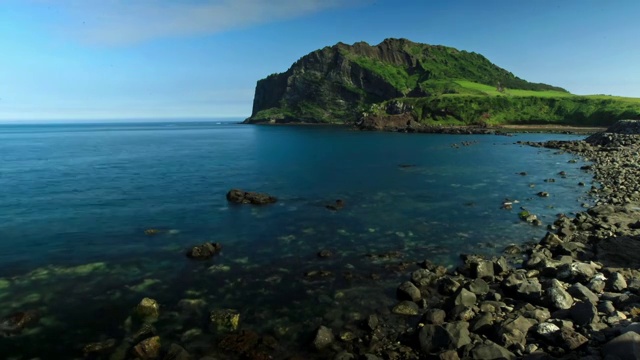 济州岛Seongsan Ilchulbong凝灰岩锥视频素材