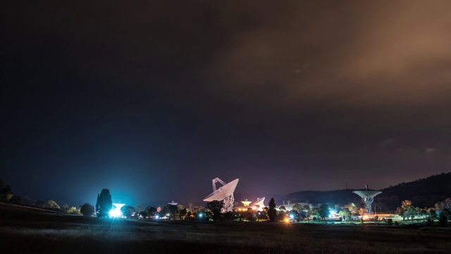 堪培拉射电望远镜夜景，澳大利亚视频素材