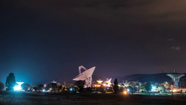 堪培拉射电望远镜夜景，澳大利亚视频素材