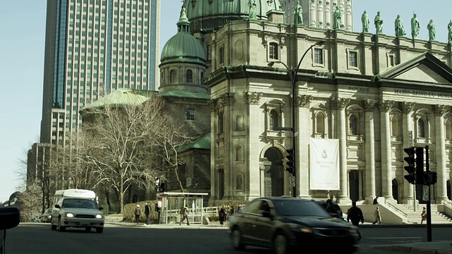 MS TU Cathedral of Marie-Reine-du-Monde / Montreal，魁北克，加拿大视频素材