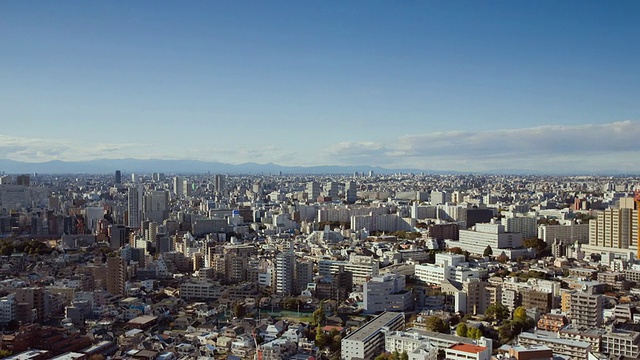 日落在日本东京新宿区视频素材