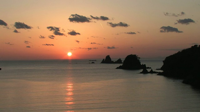 海上日落时视频素材