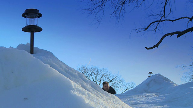 雪橇-进入蛇形1号视频素材