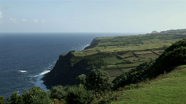 葡萄牙Terceira海洋/ Ponta do Raminho小油田的视图视频素材