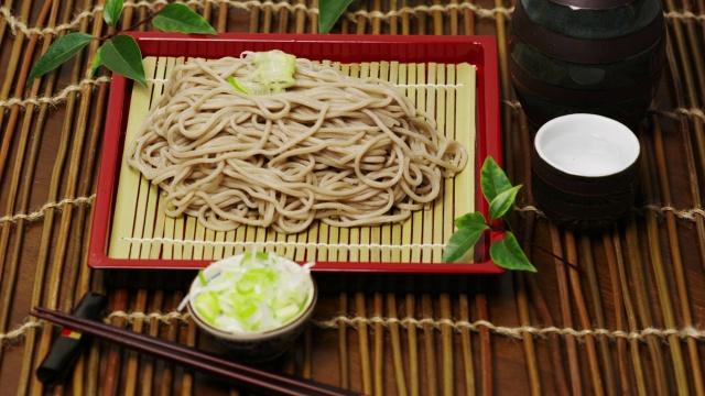 CU Zarusoba(冷荞麦面)/东京，东京到日本视频素材