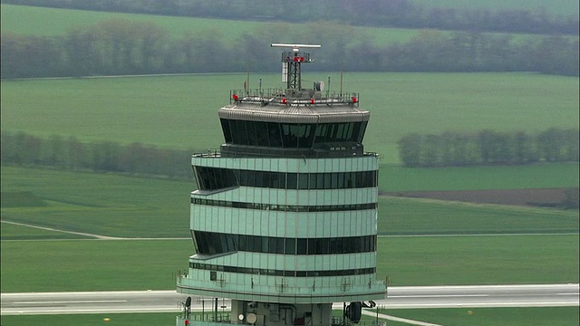 维也纳国际机场/ Schwechat，奥地利下奥地利视频素材