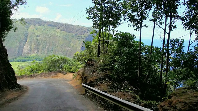 WS POV T/L汽车去Waipio山谷/ Waipio，夏威夷，美国视频素材