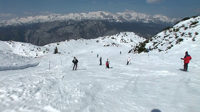 高清:滑雪胜地视频素材