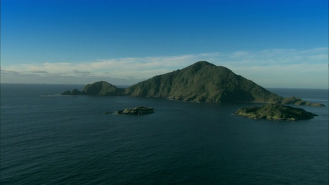 低空中，波克海岛，峡湾国家公园，新西兰视频素材