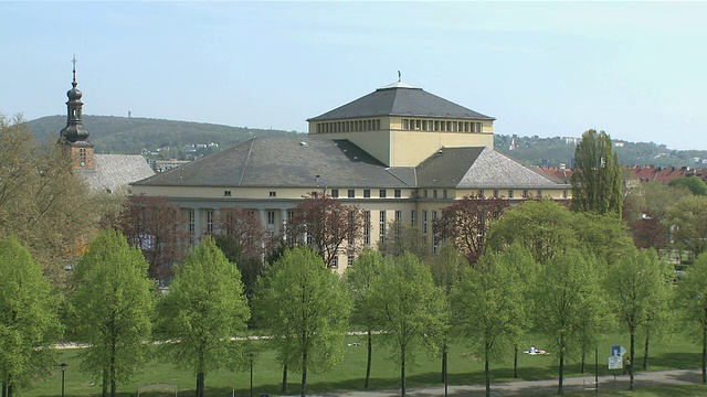 Saarland State Opera House景观/ SaarbrÃ¼cken, Saarland, Germany视频素材