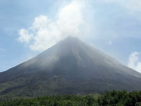 火山与云(PAL)视频素材