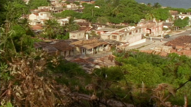 哈，Houses, Santiago de Cuba, MS .哈，Houses, Santiago de Cuba视频素材