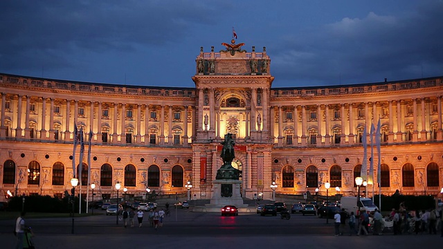 WS Hofburg Palace at dusk /奥地利维也纳视频素材