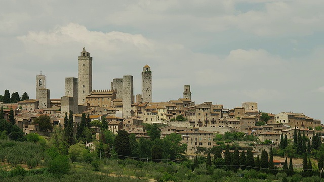 WS PAN San Gimignano / Tuscany全景图视频素材