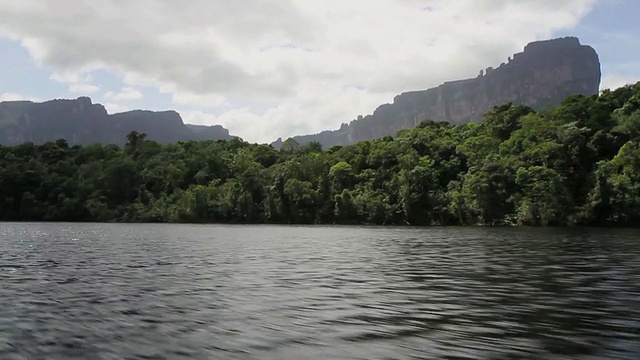 委内瑞拉玻利瓦尔州Grantepuy / Canaima / Los roques的水景视频素材