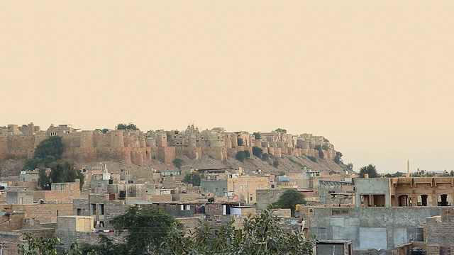 日落时分，印度拉贾斯坦邦的Jaisalmer堡垒视频素材