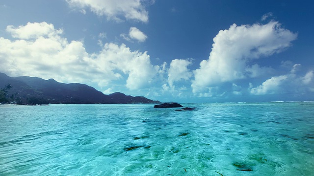 平静的海景视频素材