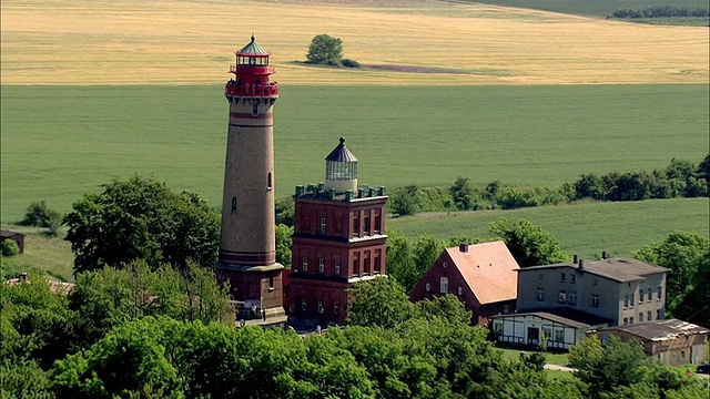 AERAIL MS灯塔近景/ Hiddensee, Mecklenburg-Vorpommern，德国视频素材